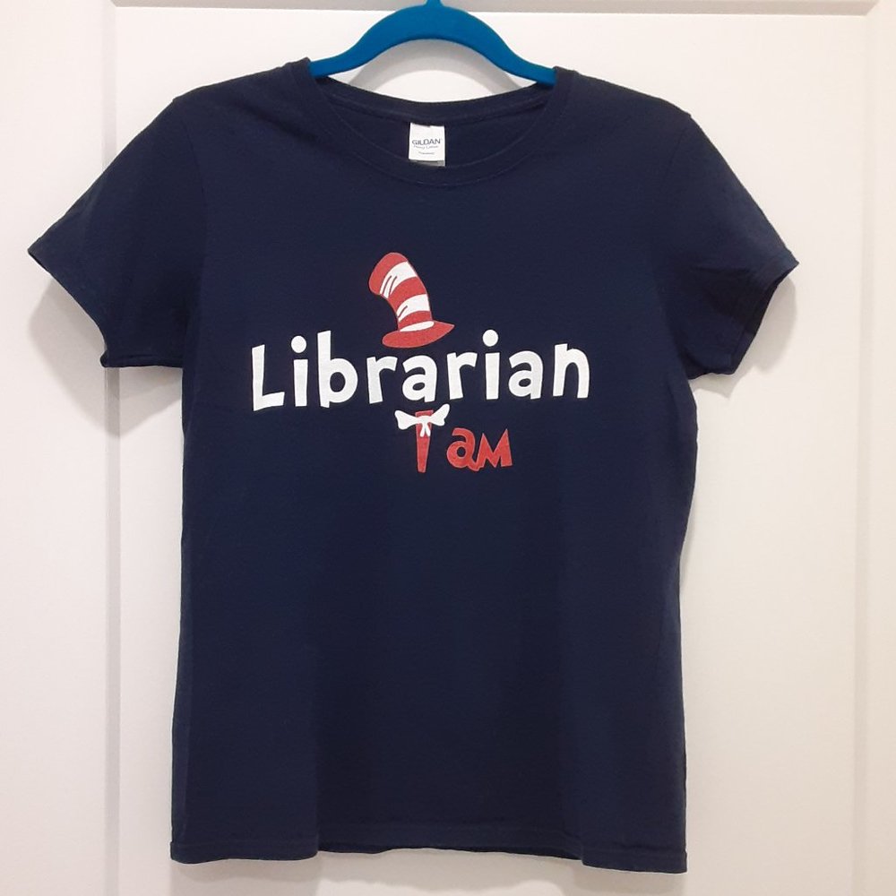Dr. Seuss-inspired "Librarian I am" navy blue  t-shirt (M)